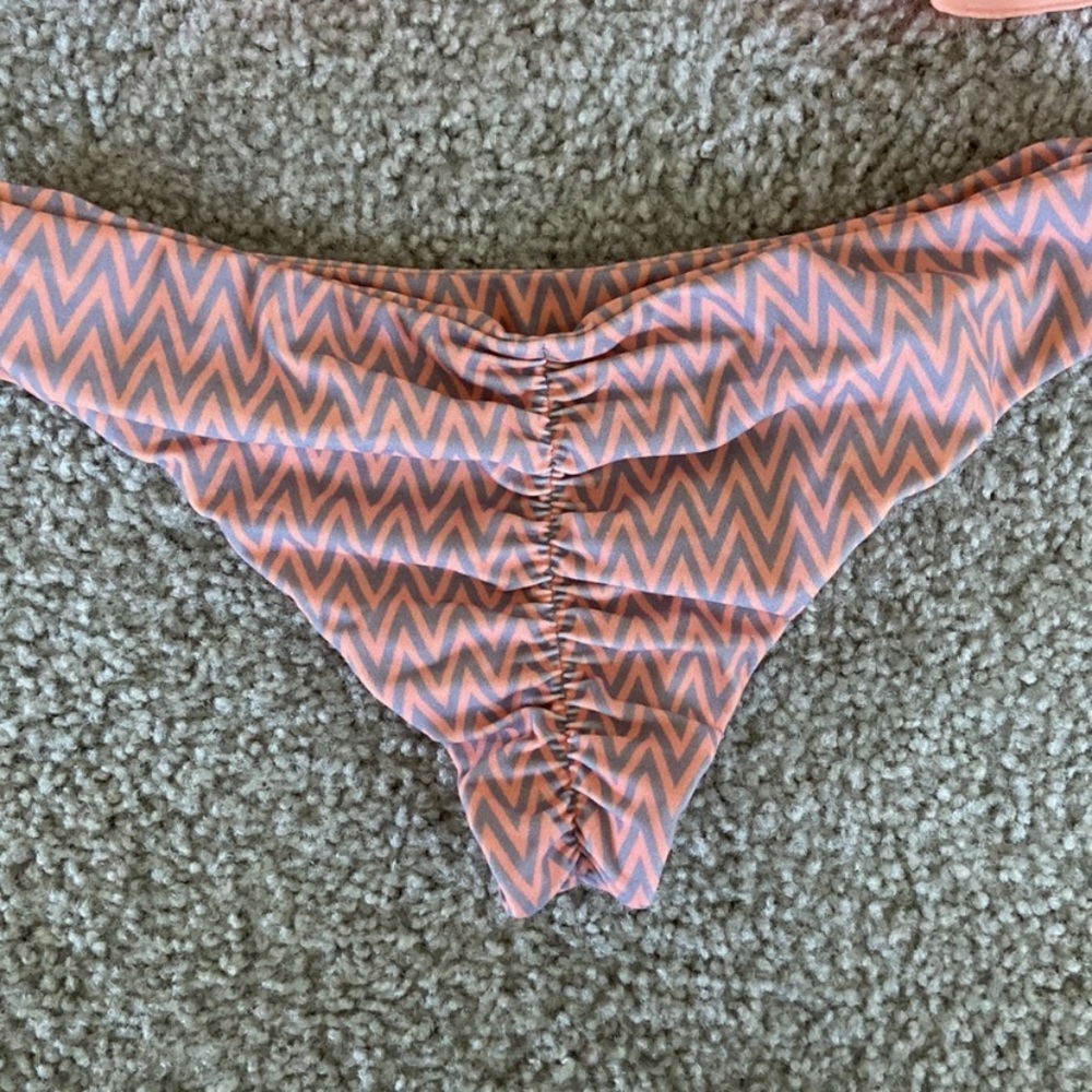 Tori Praver Swimwear bottoms size Small